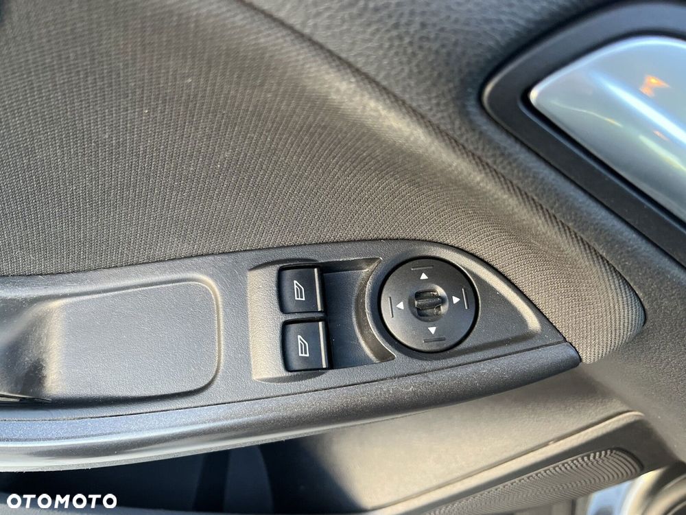 Ford Focus 1.6 Trend - 11