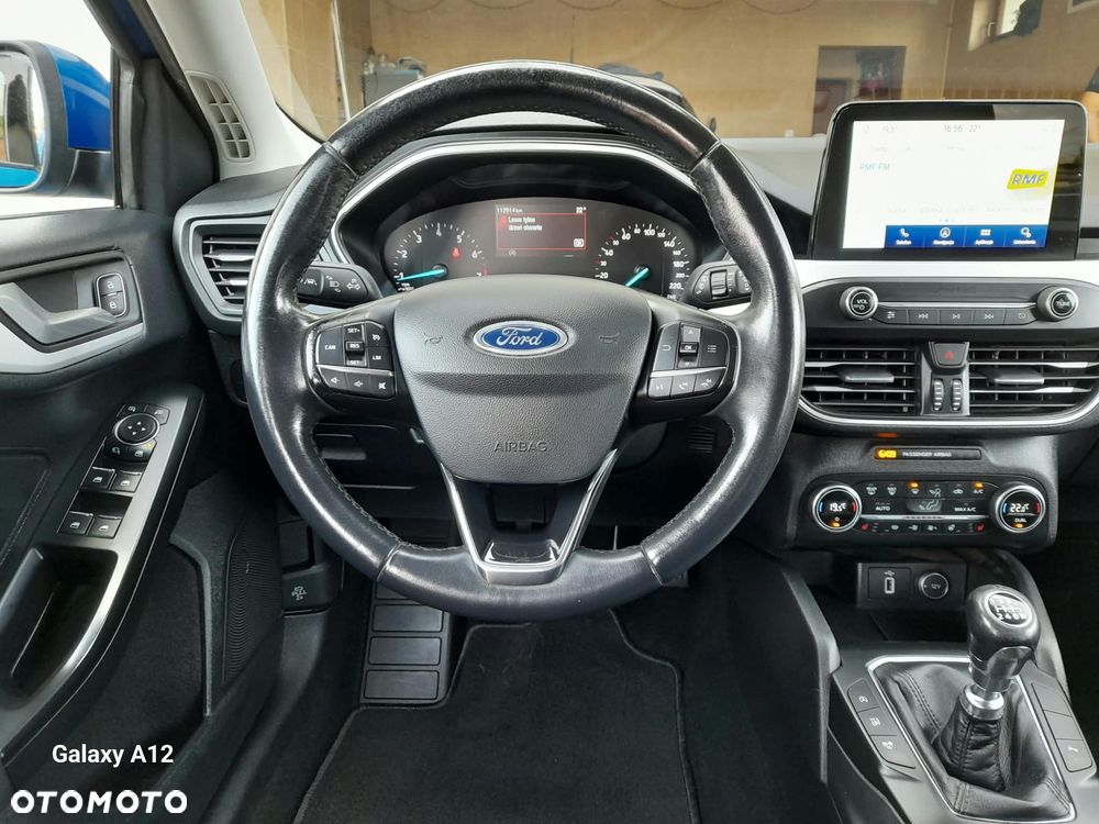 Ford Focus 1.0 EcoBoost STart-Stopp-System TITANIUM DESIGN - 10