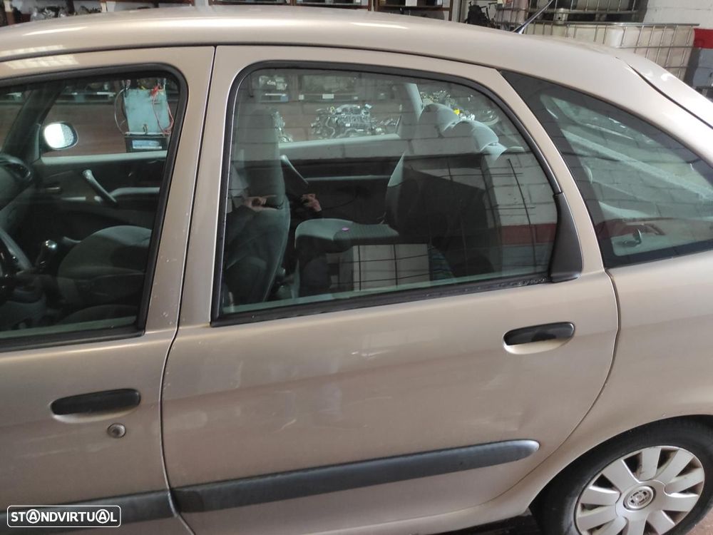 PORTA TRASEIRA ESQUERDA CITROEN XSARA PICASSO - 1