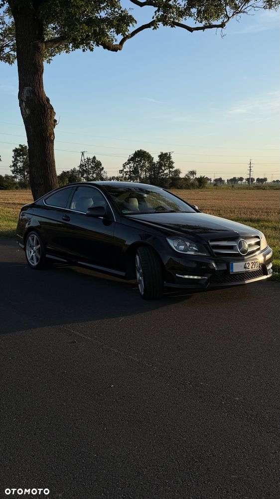 Mercedes-Benz Klasa C 250 CGI BlueEff - 8