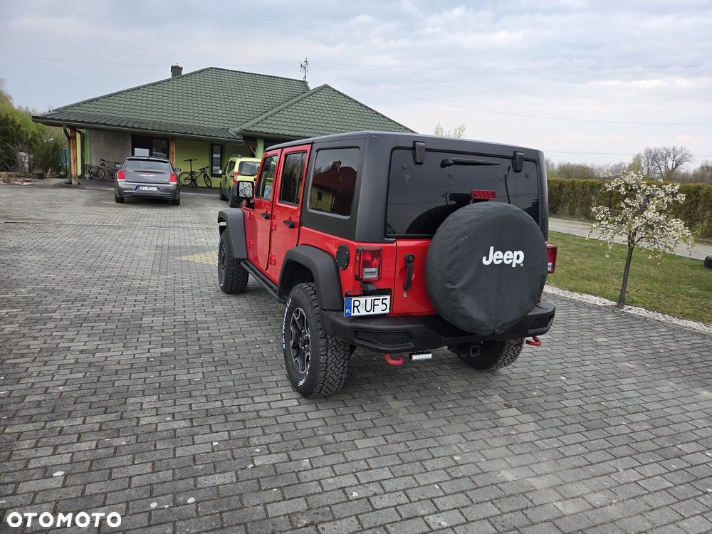 Jeep Wrangler - 5