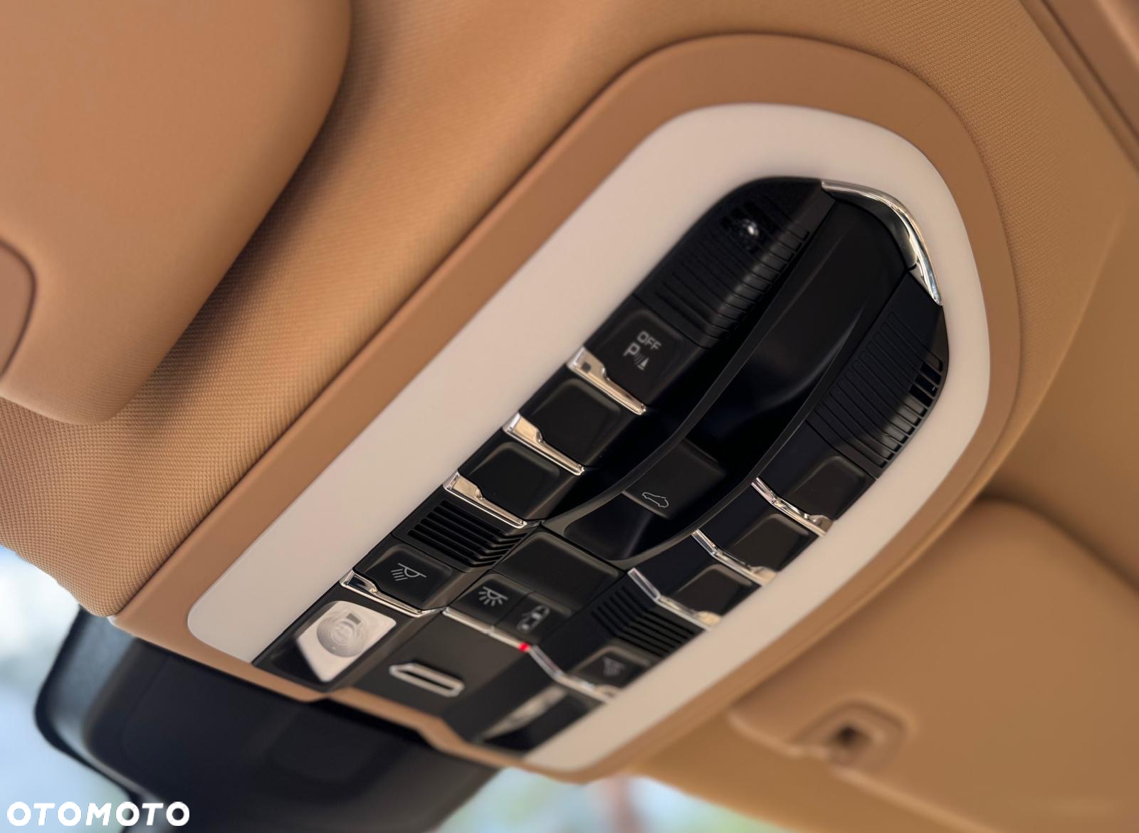 Porsche Panamera S Hybrid - 23