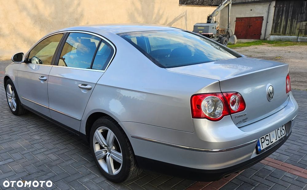 Volkswagen Passat 1.9 TDI Comfortline Family - 9