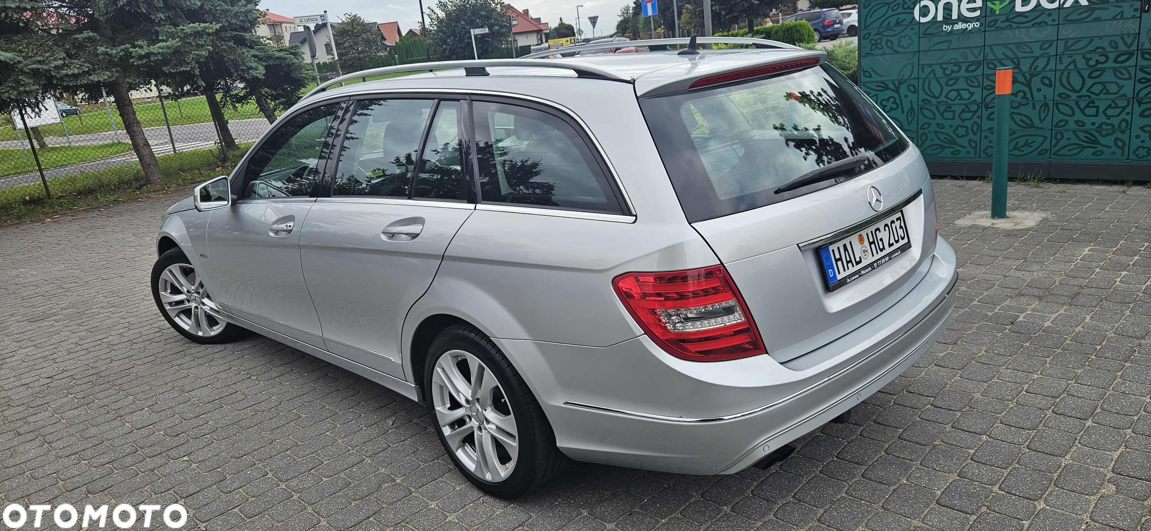 Mercedes-Benz Klasa C 180 T CGI Automatik BlueEFFICIENCY Avantgarde - 11