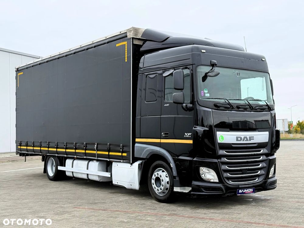 DAF XF 440 / PRZESTRZENNY 60M3 / PRZEJAZDOWY / 7,75 M / SALON PL - 3