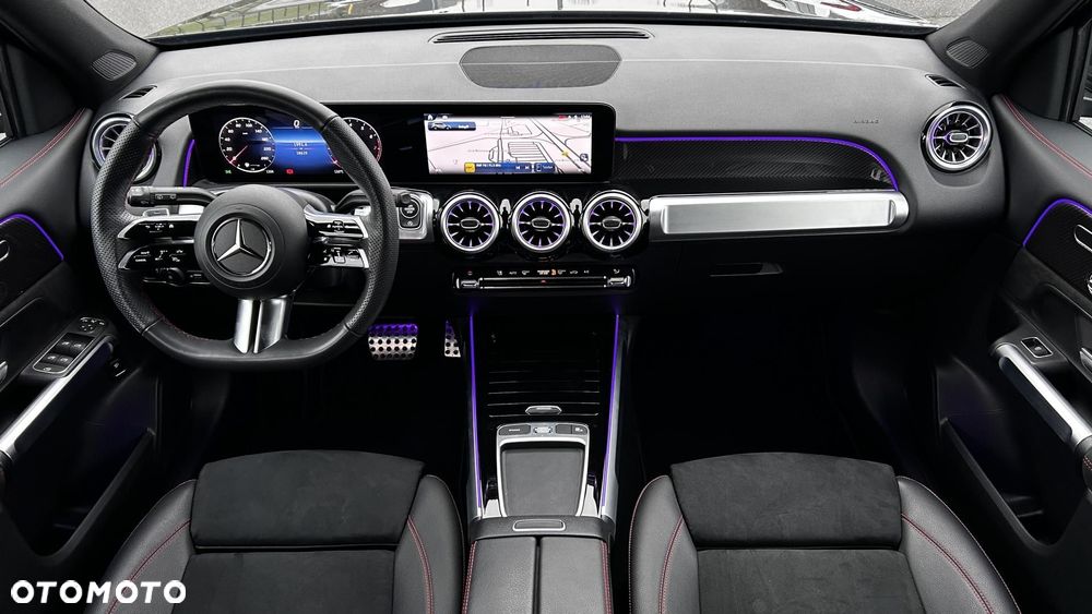 Mercedes-Benz GLB 200 AMG Line 7G-DCT - 21