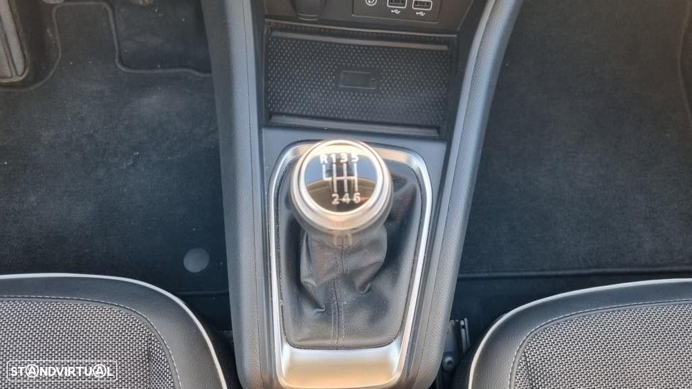 Renault Captur 1.0 TCe Exclusive - 11