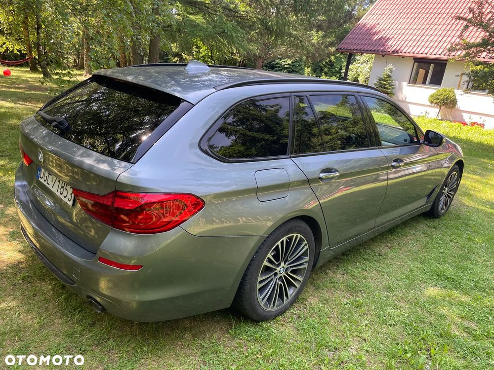BMW Seria 5 520d Sport Line - 5