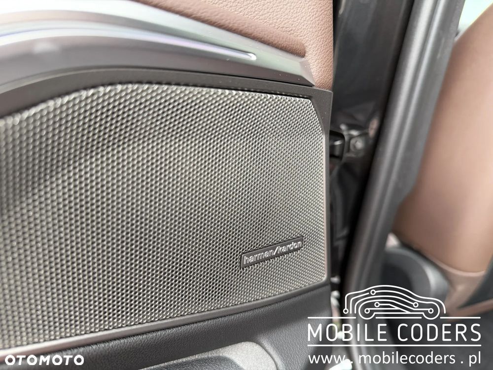 BMW Seria 3 2025 photo 5