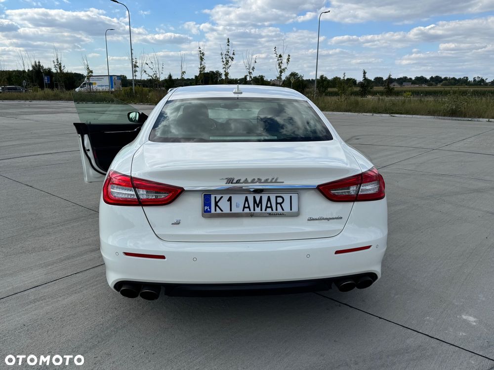 Maserati Quattroporte S - 8