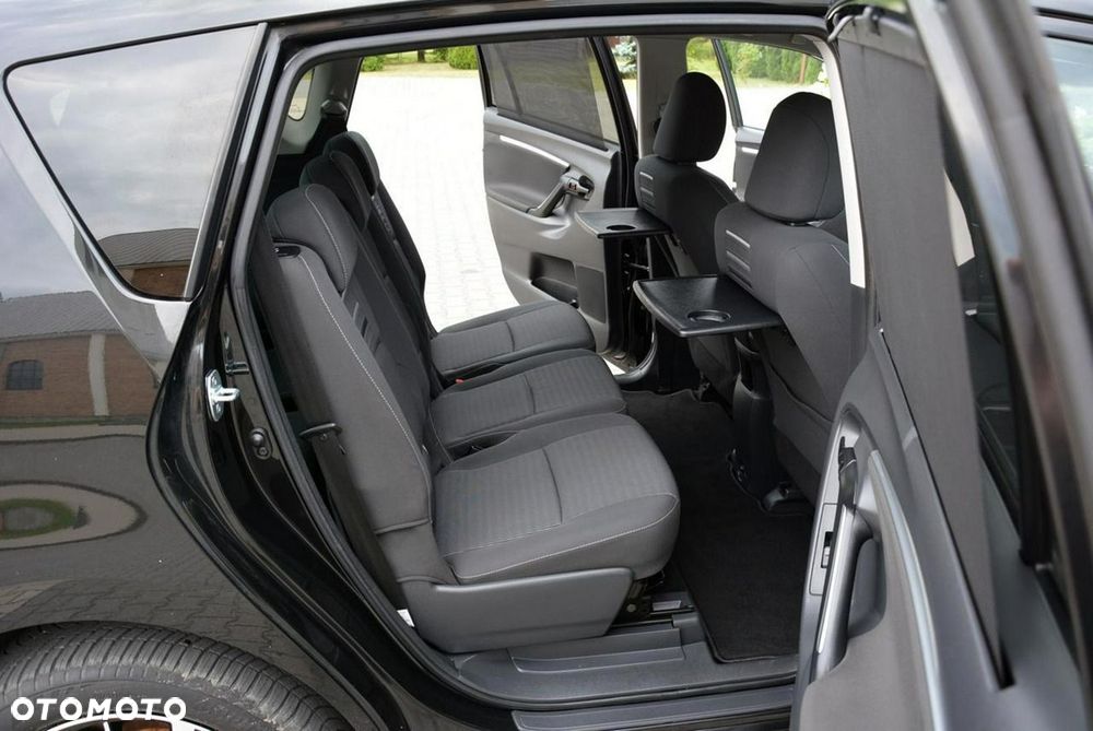 Toyota Verso 1.8 Premium 7os EU6 - 16