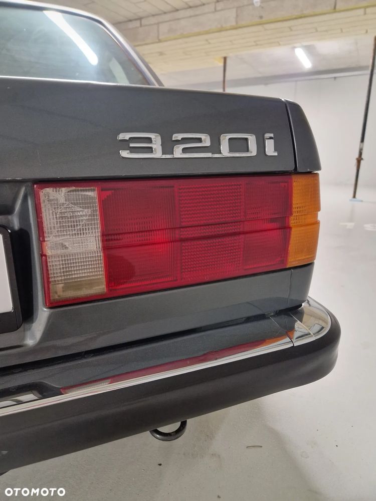 BMW Seria 3 - 13
