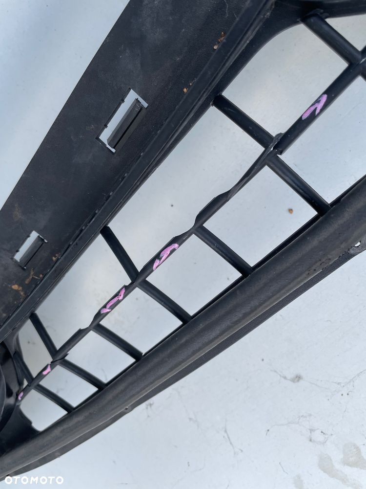 MERCEDES 639 Vito Viano podszybie plastik osłona wycieraczek - 4