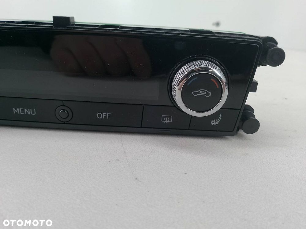 PANEL NAWIEWU SKODA KAMIQ ( 2019-2024 ) 654907044E - 3