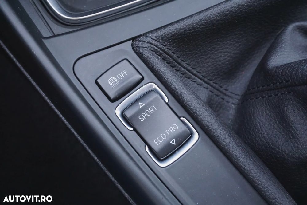 BMW Seria 1 118d xDrive Urban Line - 12