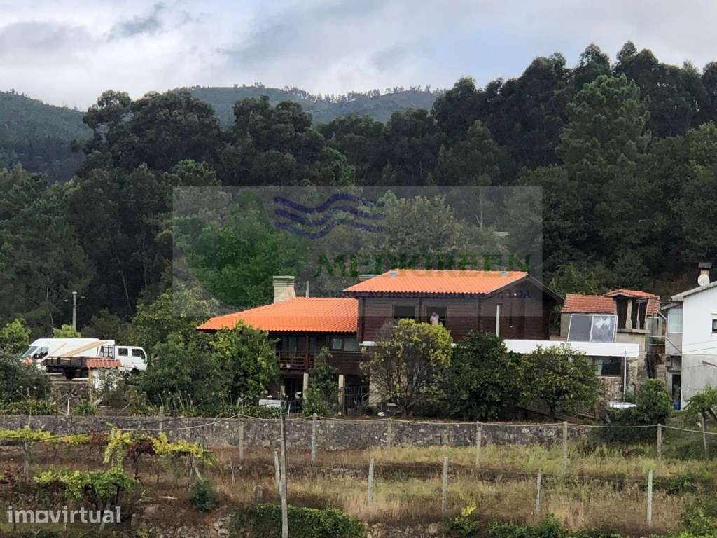 MORADIA T4 | SANTA CRUZ, VALE DE CAMBRA - Grande imagem: 2/38