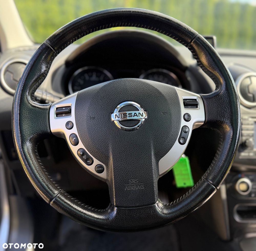 Nissan Qashqai 2.0 4x4 Tekna CVT - 32