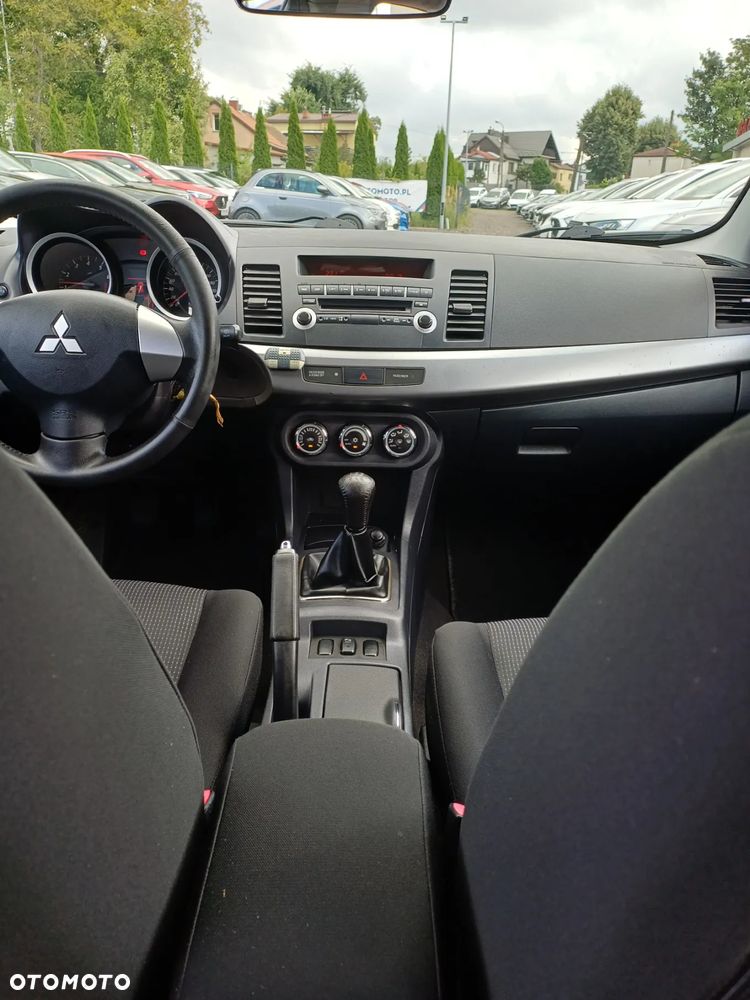 Mitsubishi Lancer 1.6 ClearTec Invite - 20