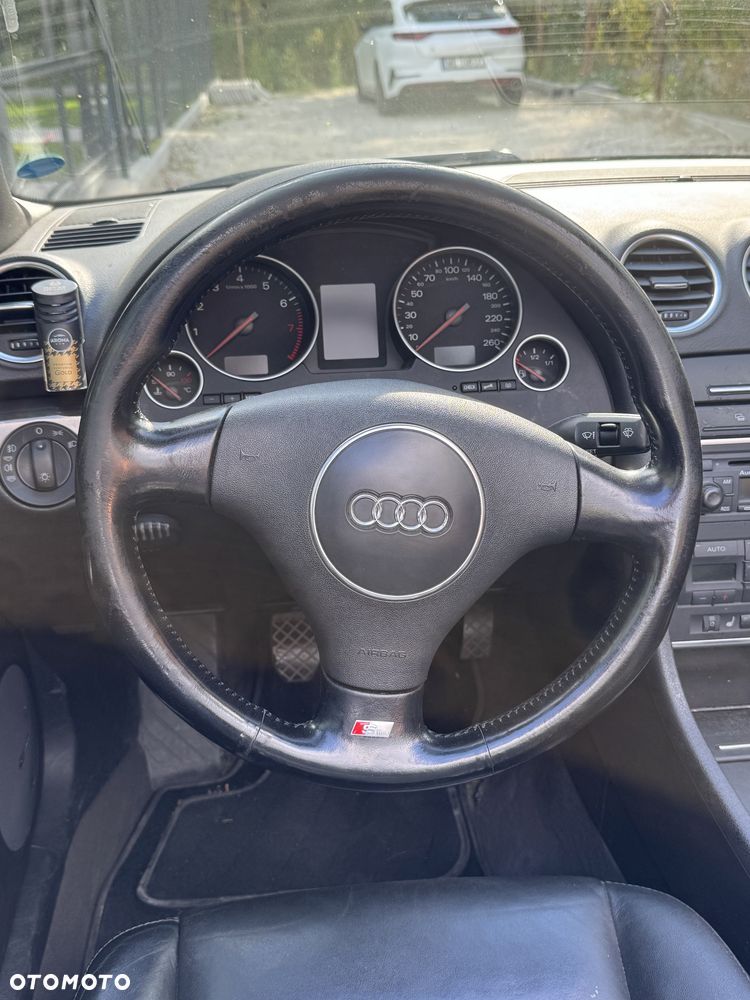 Audi A4 Cabrio - 6