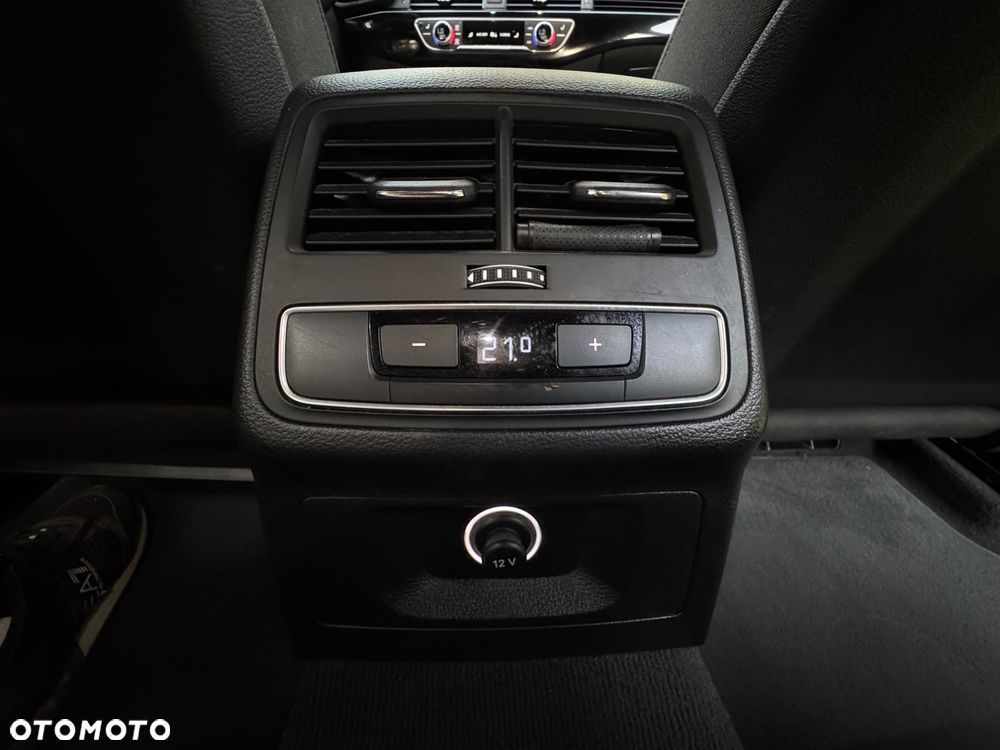 Audi A4 Avant 35 TDI S tronic design - 35