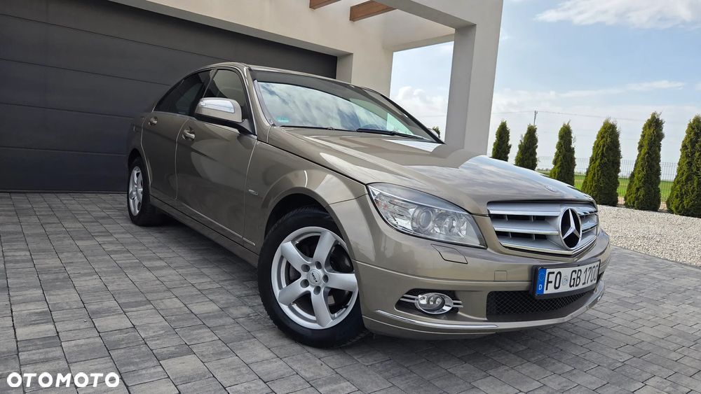 Mercedes-Benz Klasa C - 19
