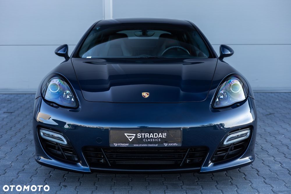 Porsche Panamera GTS PDK - 5