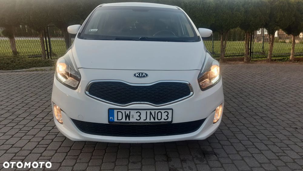 Kia Carens 1.7 CRDi L - 19