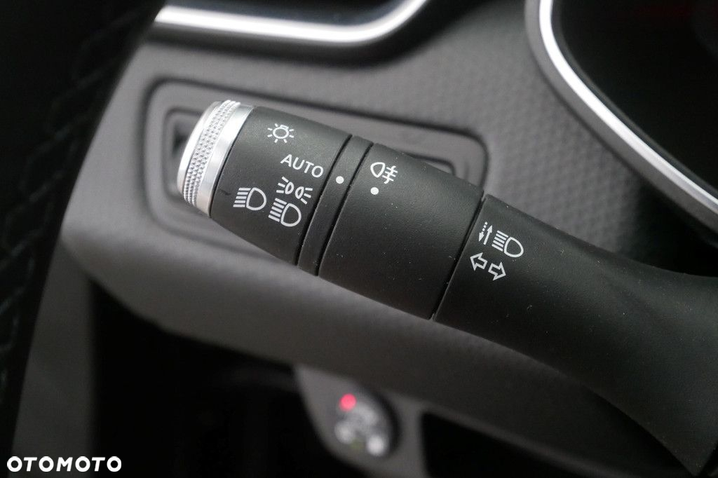 Renault Clio - 21
