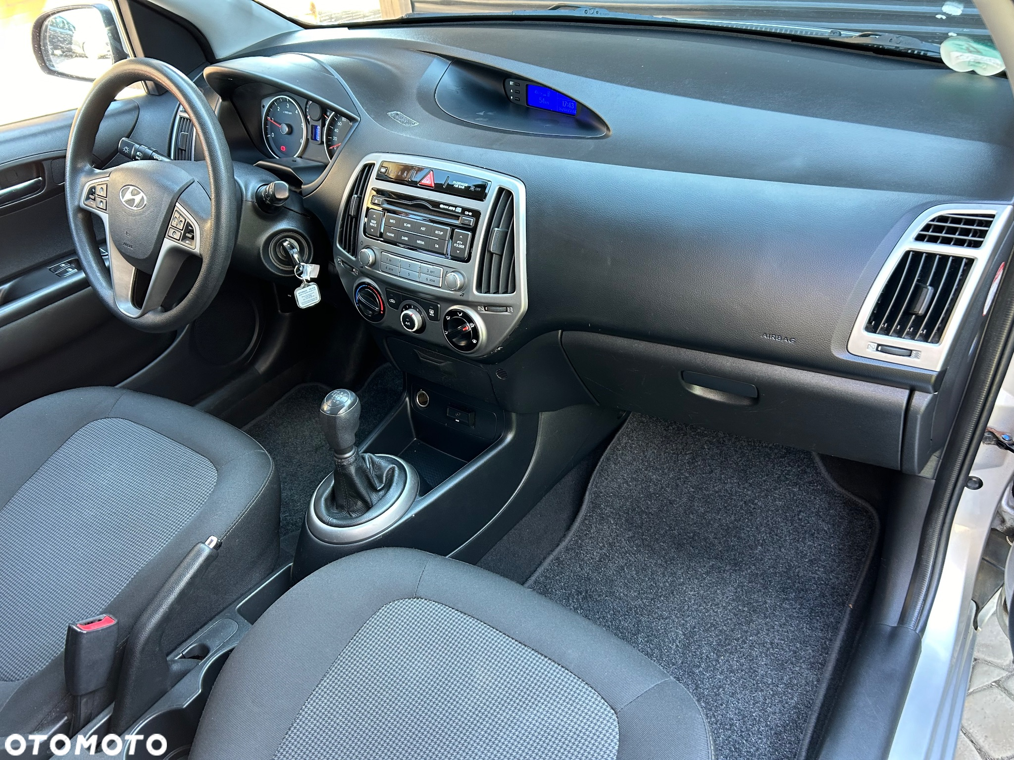 Hyundai i20 1.1 CRDi BlueDrive Comfort - 13