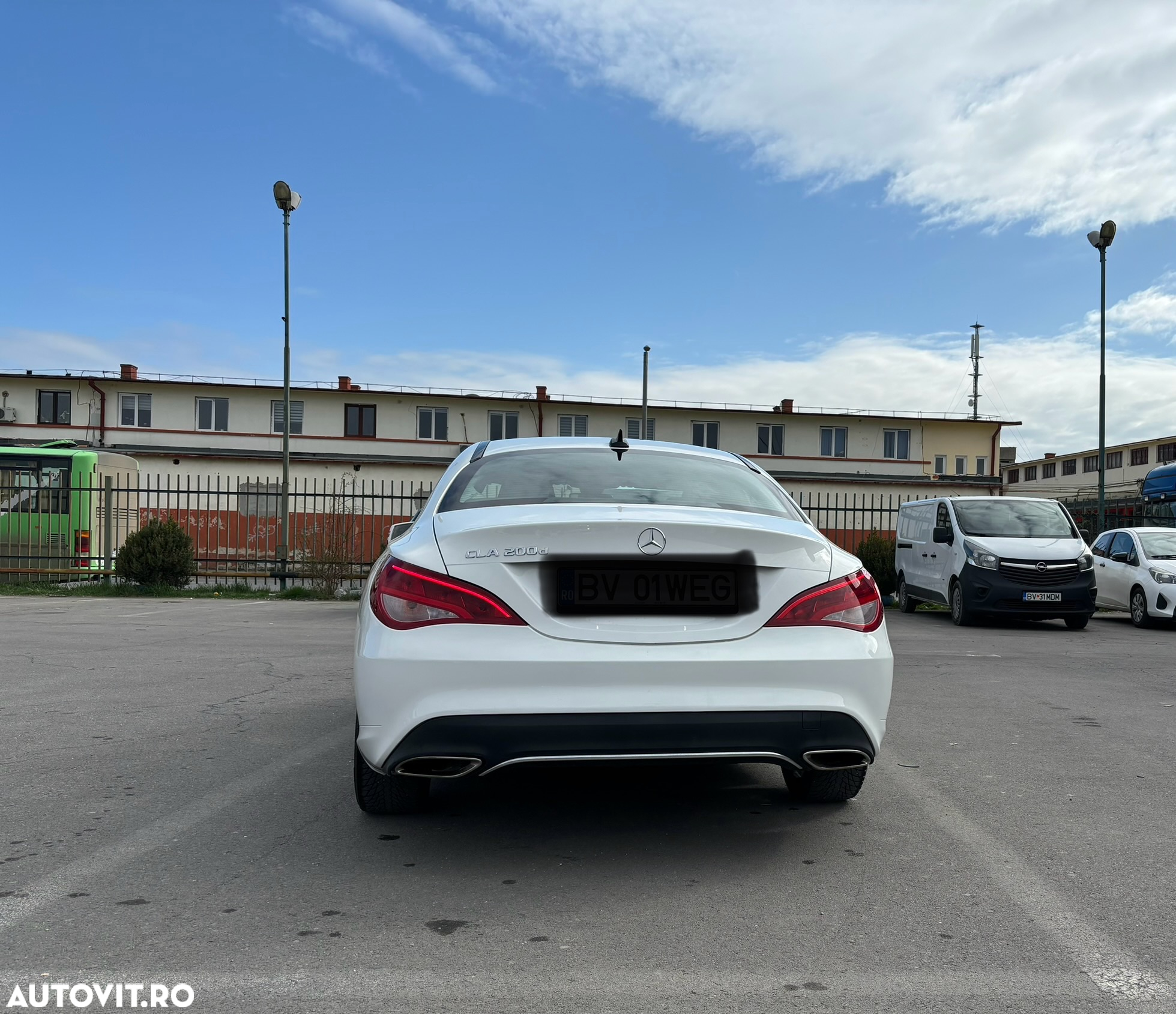 Mercedes-Benz CLA 200 d 4MATIC Aut. - 4