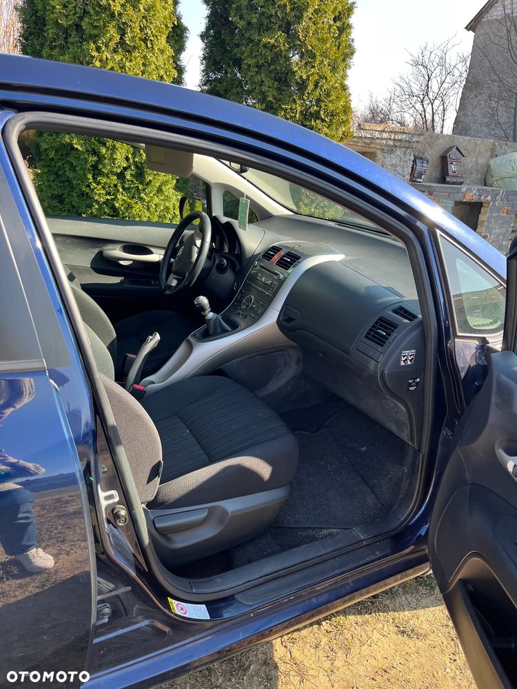 Toyota Auris 2.0 D-4D Team - 4