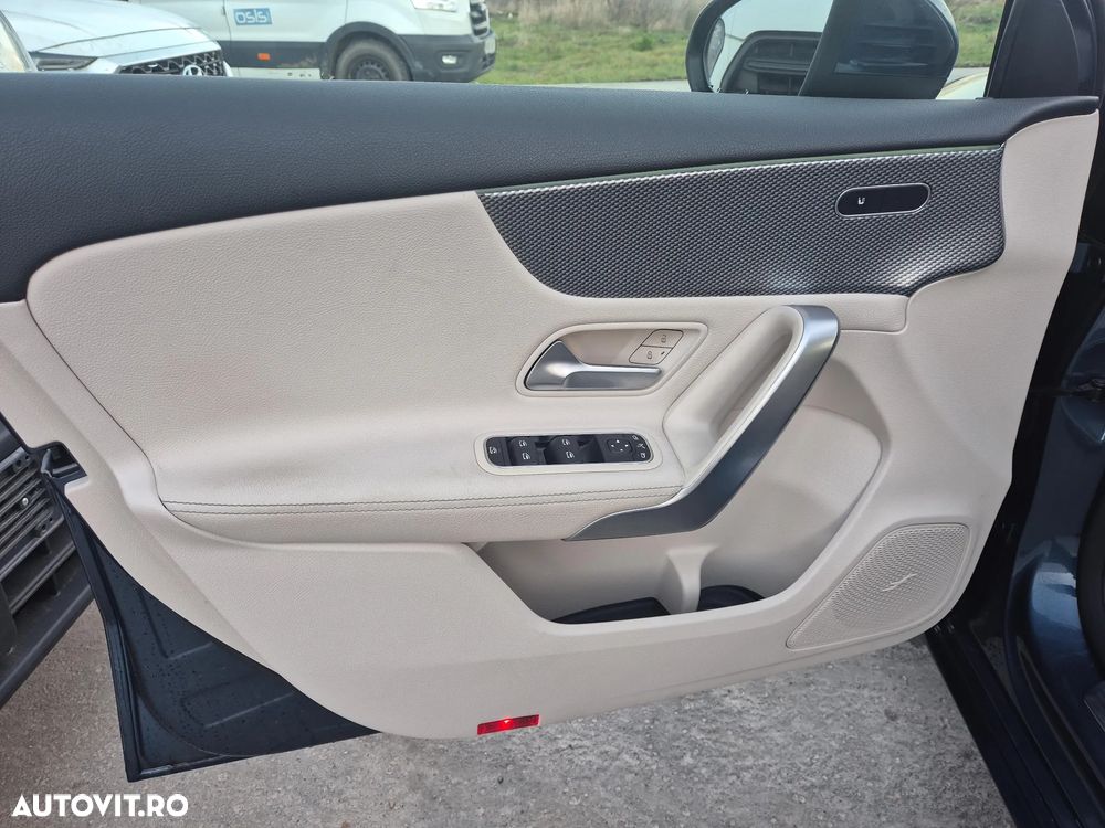 Mercedes-Benz A 180 - 9