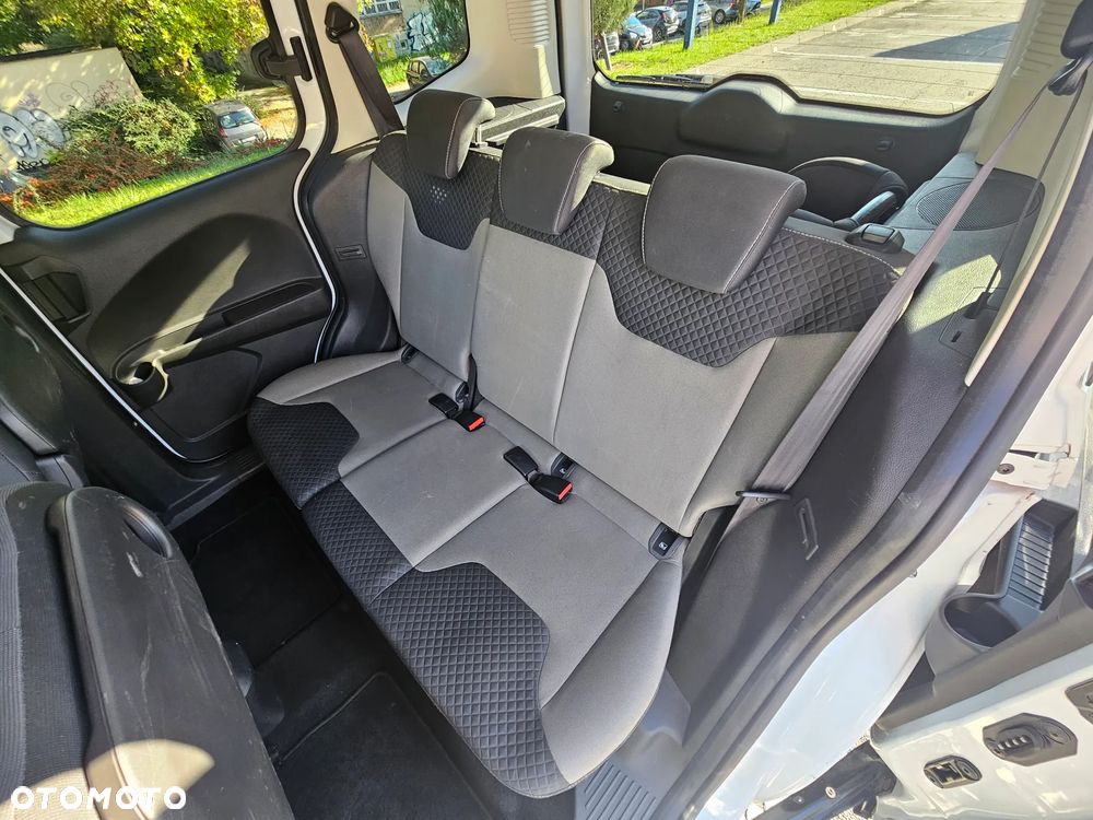 Ford Tourneo Courier ver-1-5-tdci-trend - 3