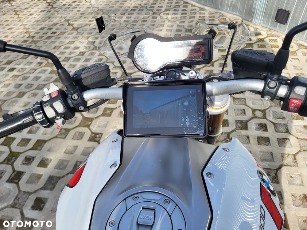 BMW R - 6