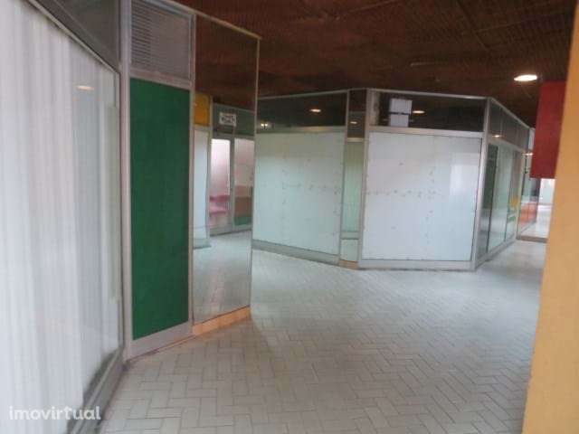 Loja em Centro Comercial - Alto do Seixalinho - Barreiro - Grande imagem: 2/7