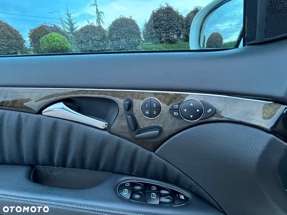 Mercedes-Benz Klasa E 500 T Avantgarde - 15