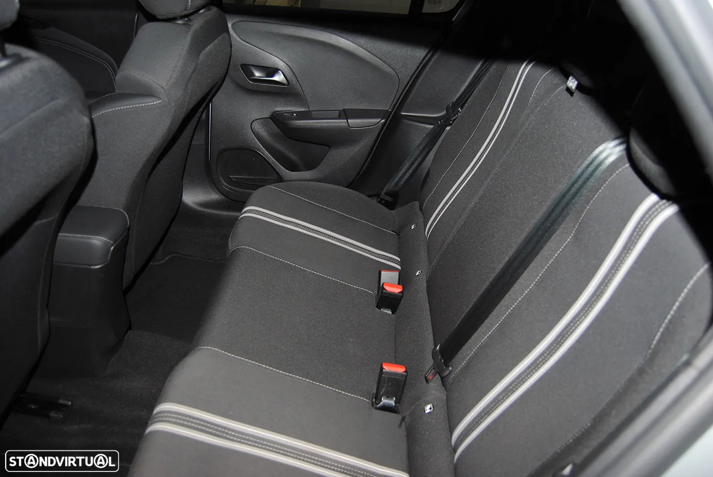 Opel Corsa 1.2 T GS - 17