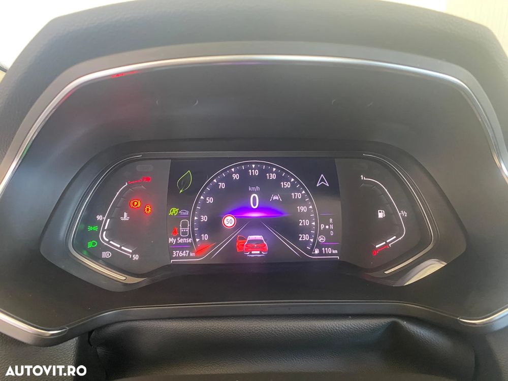 Renault Captur TCe 140 EDC Intense - 8