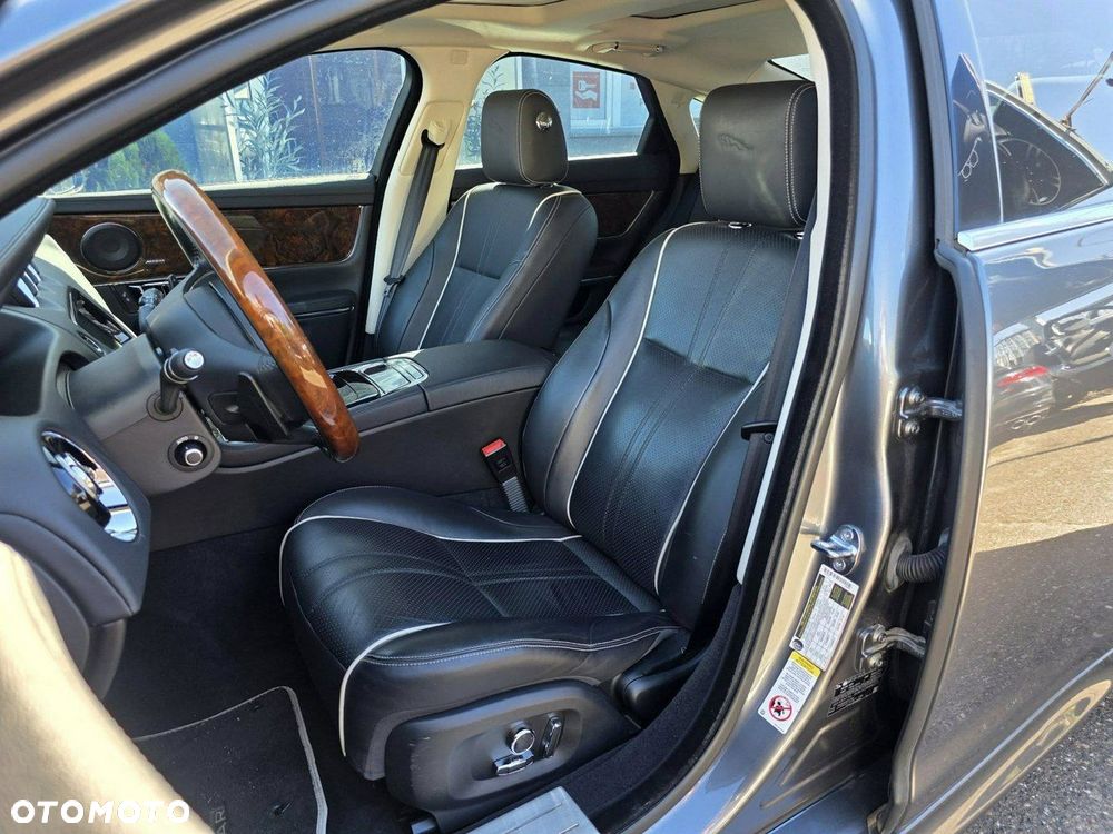 Jaguar XJ 3.0 T AWD Premium Luxury - 6