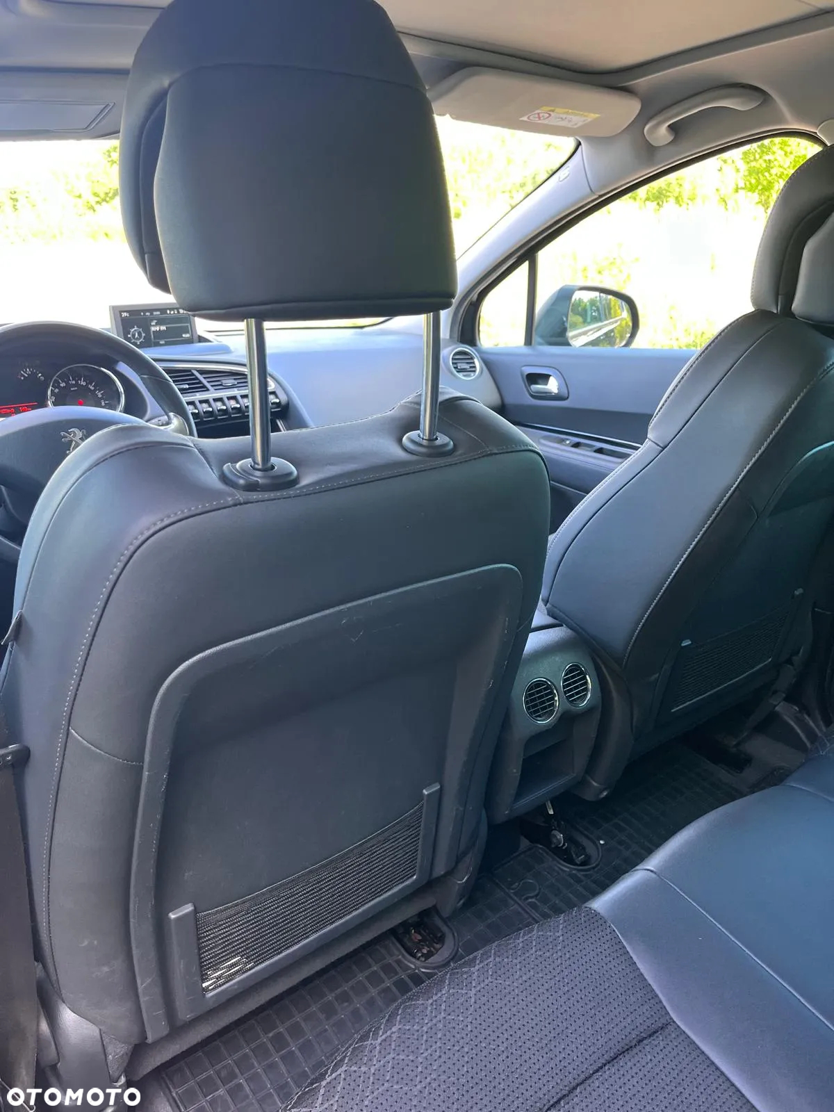 Peugeot 3008 1.2 PureTech Allure S&S - 15