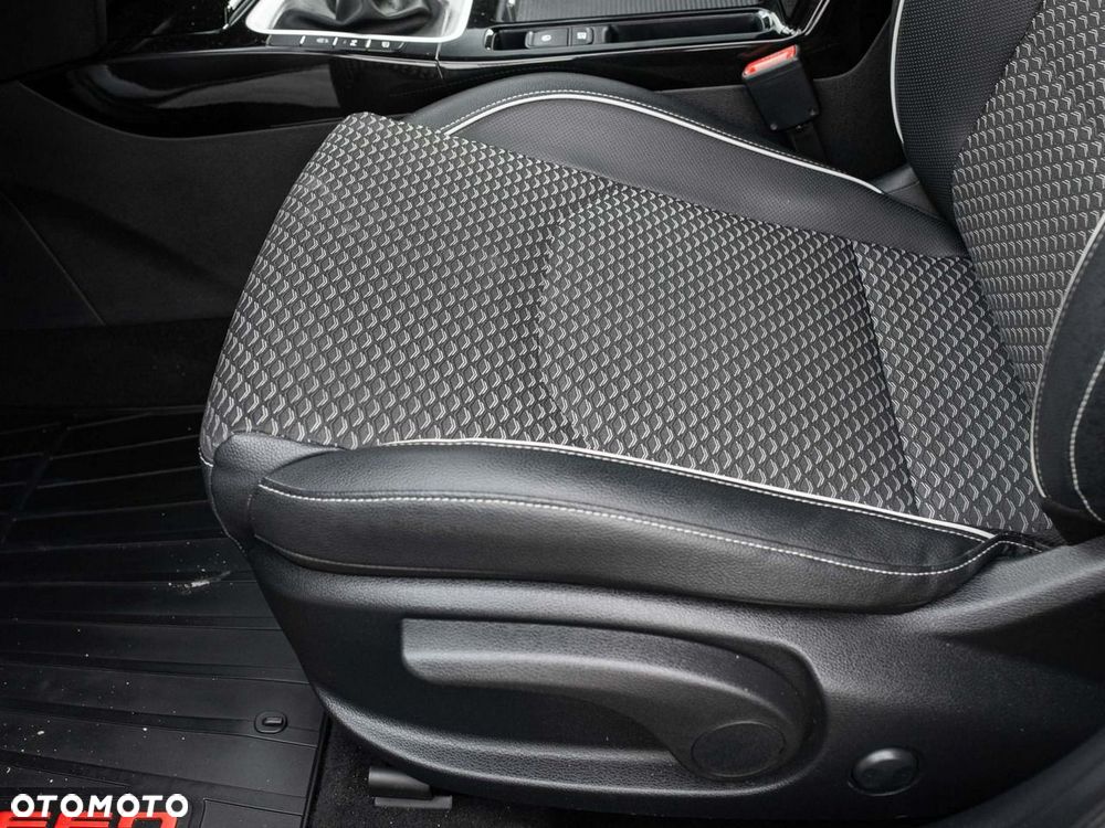 Kia Ceed 1.5 T-GDI L - 11
