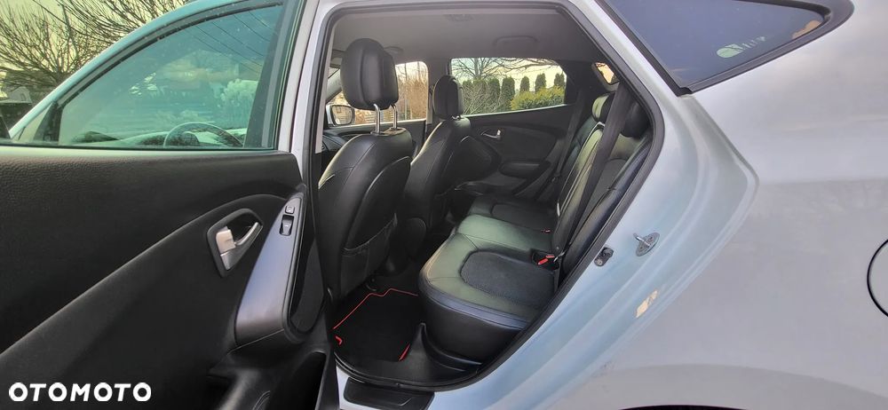 Hyundai ix35 1.7 CRDi Premium 2WD - 11