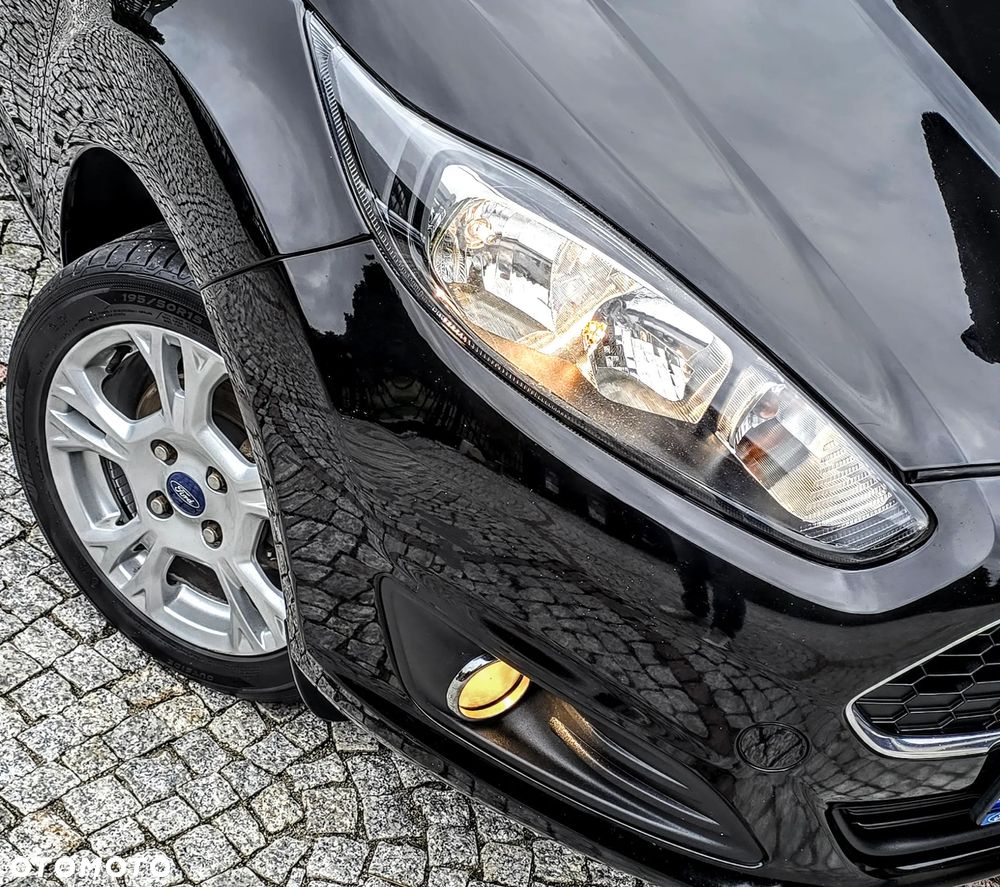 Ford Fiesta 1.0 EcoBoost Titanium - 35