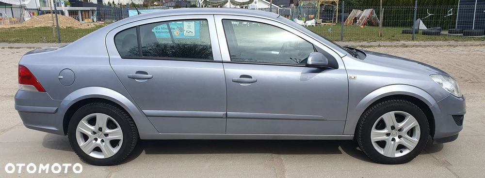 Opel Astra 1.6 - 5