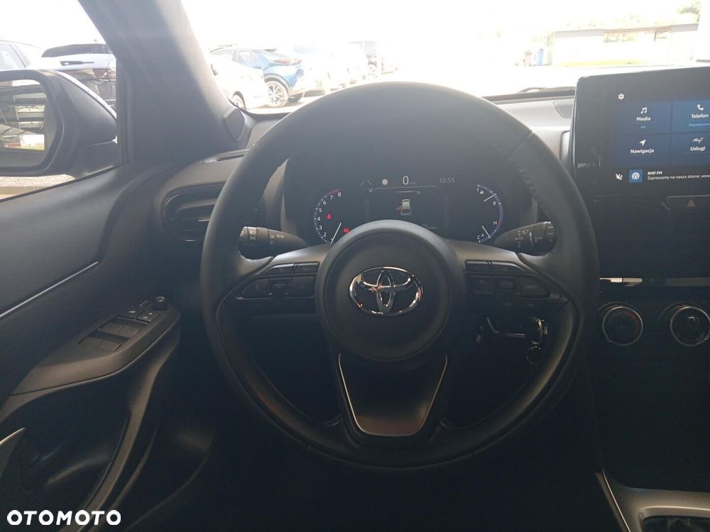 Toyota Yaris Cross - 17