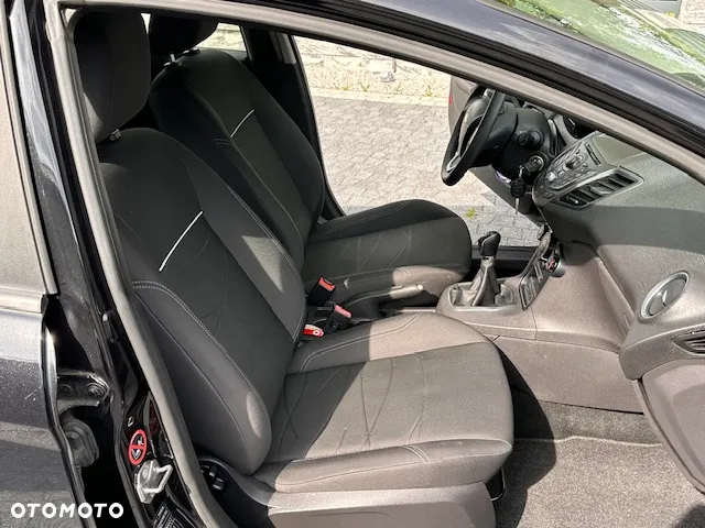 Ford Fiesta 1.6 TDCI Champions Edition - 11