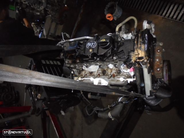 Motor 8HP PEUGEOT 208 2012 1.4HDI  70CV - 2