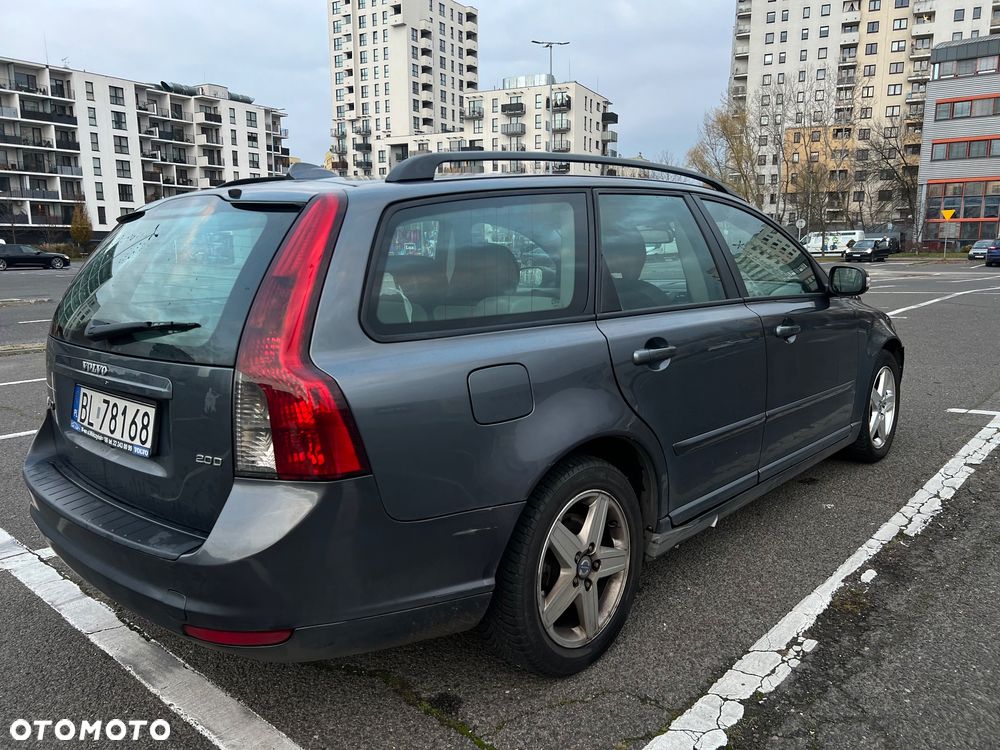 Volvo V50 2.0D Momentum - 5