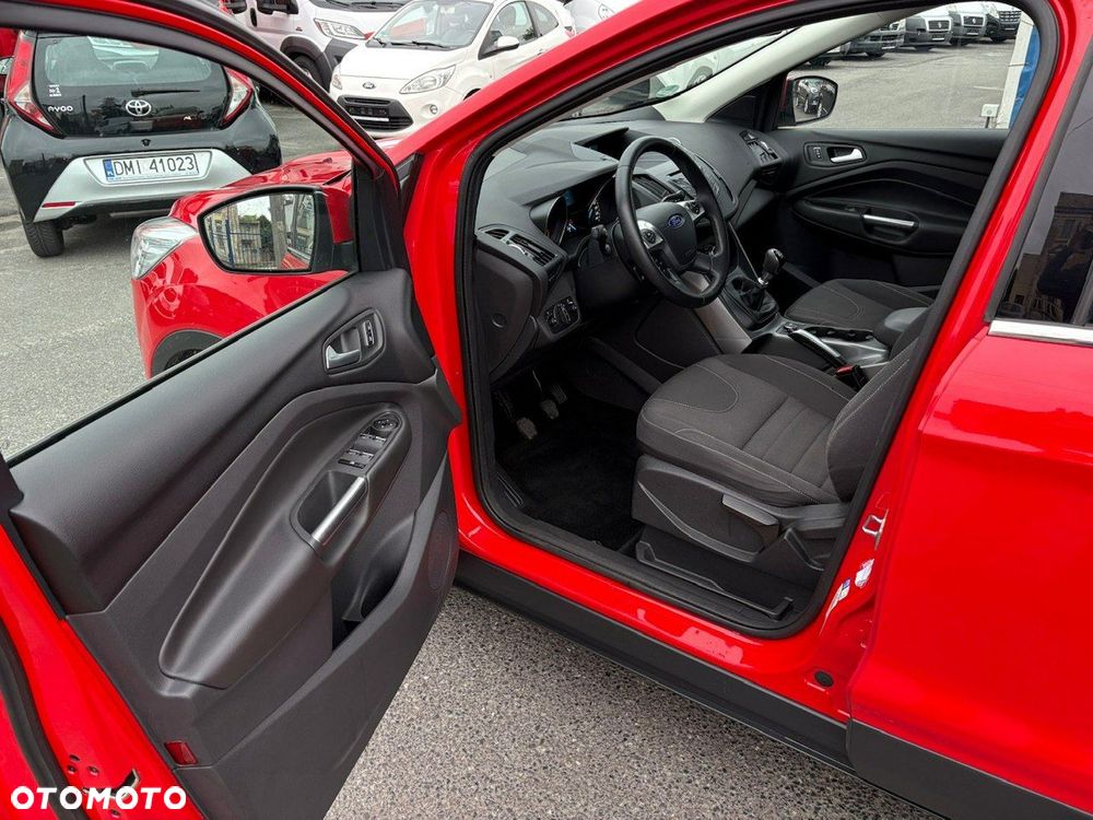 Ford Kuga 1.5 EcoBoost 2x4 Cool & Connect - 11