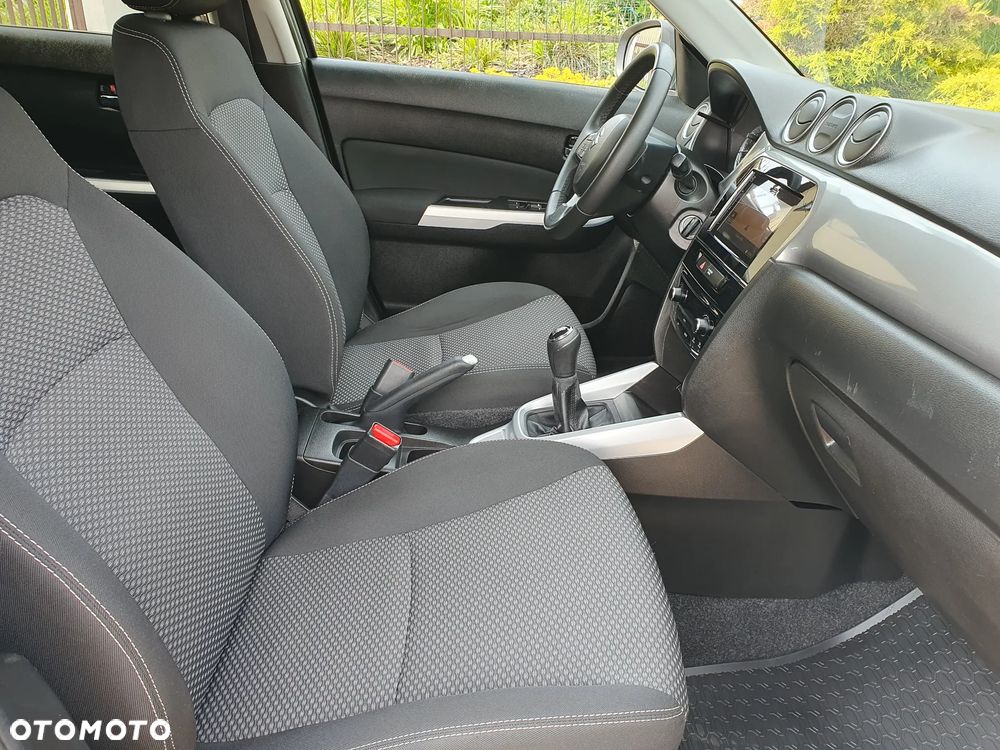 Suzuki Vitara 1.6 (4x2) Club - 16